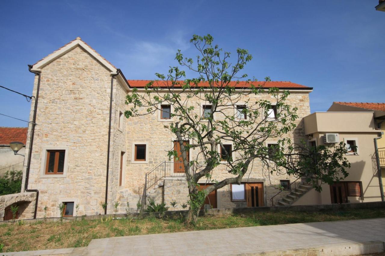 Apartments With A Parking Space Jelsa, Hvar - 8713 Jelsa  Dış mekan fotoğraf